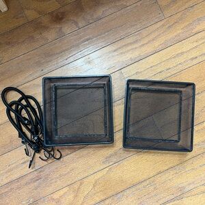 Porch rail bird feeders